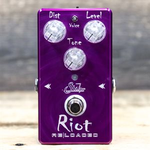 SUHR RIOT RELOADED TRUE BYPASS AVEC FX LINK CONNECTOR DISTORTION AVEC BOITE