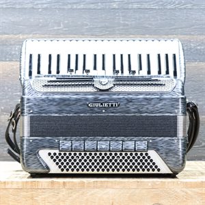 GIULIETTI MUSETTE MODEL 120-BASS 41-KEY GRAY PIANO ACCORDION W/CASE #17568