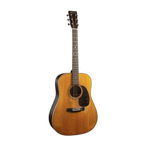MARTIN D-28 STREETLEGEND WITH CASE