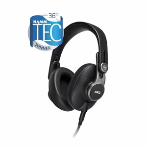 AKG K371