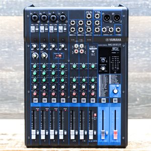 YAMAHA MG10XUF 10-CHANNEL MIXING CONSOLE WITH FADERS / USB AUDIO FUNCTIONS AVEC BOITE