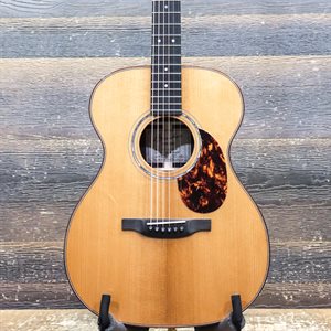 BOUCHER SG-51-GM STUDIO GOOSE OM HYBRID TORREFIED TOP ACOUSTIC GUITAR W/CASE