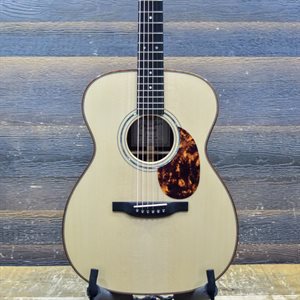 Boucher SG-51-M Studio Goose OM Hybrid Master Grade Top Acoustic Guitar w/Case