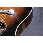 BOUCHER SG-52-B STUDIO GOOSE SERIES TOBACCO BURST TOP ACOUSTIC GUITAR W/CASE