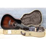 BOUCHER SG-52-B STUDIO GOOSE SERIES TOBACCO BURST TOP ACOUSTIC GUITAR W/CASE