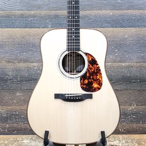 BOUCHER SG-52-CM STUDIO GOOSE DREADNOUGHT ACOUSTIC EL. GUITAR AVEC ÉTUI RIGIDE